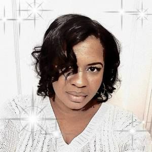 Meet your Posher, Yolanda